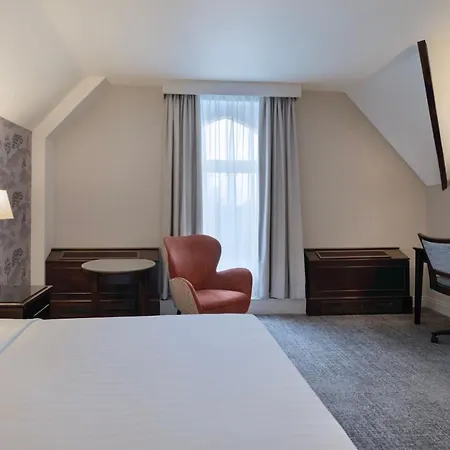 ホテル Delta By Marriott 4*