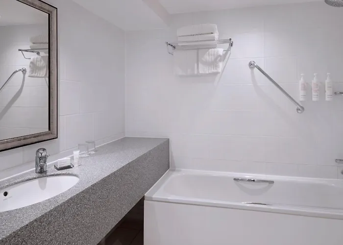 Delta By Marriott 4*