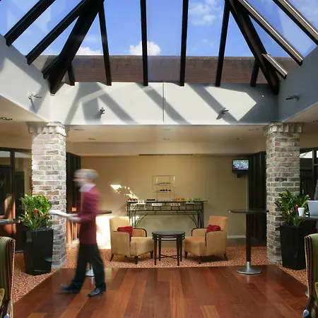 Delta By Marriott Hotel 4*