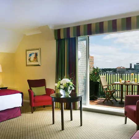 Delta By Marriott 4* York