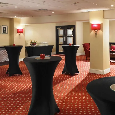 מלון Delta By Marriott יורק